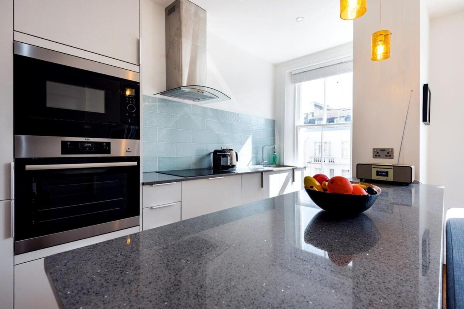 Bright And Modern Earls Court Gem Apartment Лондон Екстериор снимка